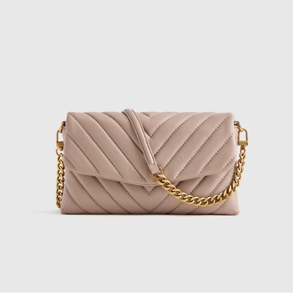 Quince Italian Leather Quilted Wallet Crossbody - Picture 4 of 6